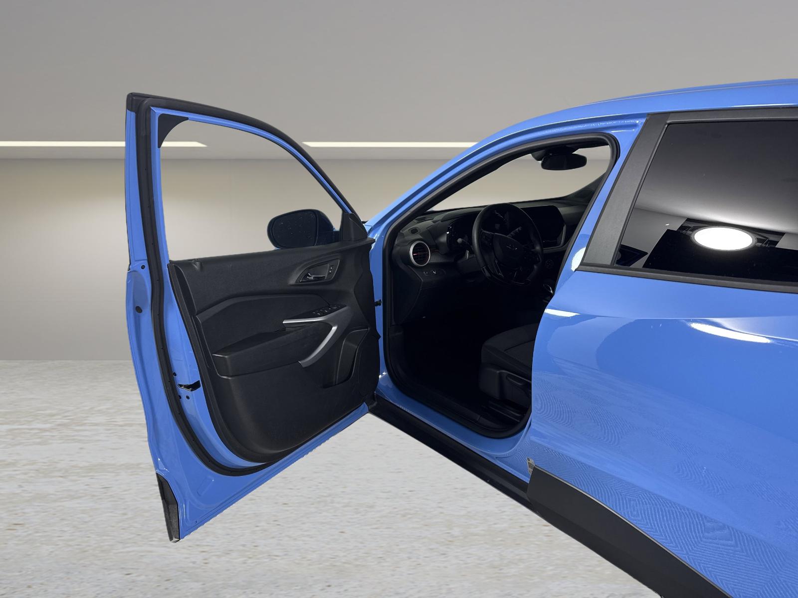 2024 Chevrolet Trax Vehicle Photo in GEORGETOWN, TX 78626-7508