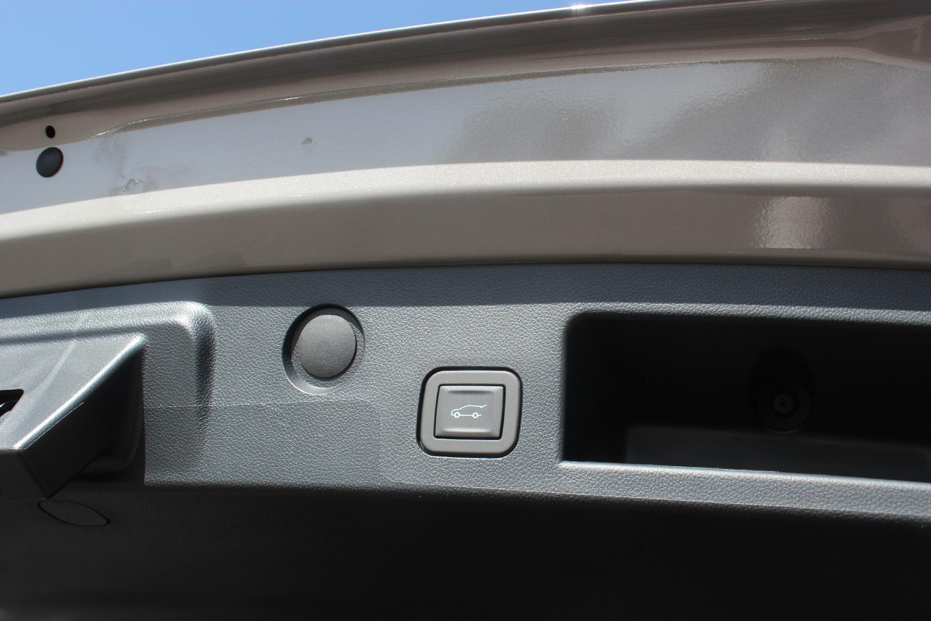 2026 GMC Terrain Vehicle Photo in AURORA, CO 80012-4011