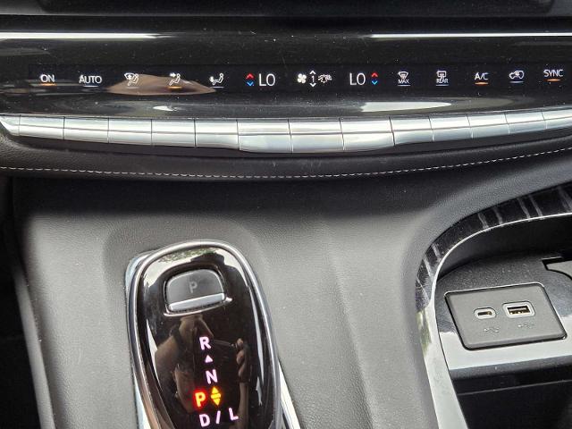 2021 Cadillac Escalade Vehicle Photo in DENTON, TX 76210-9321