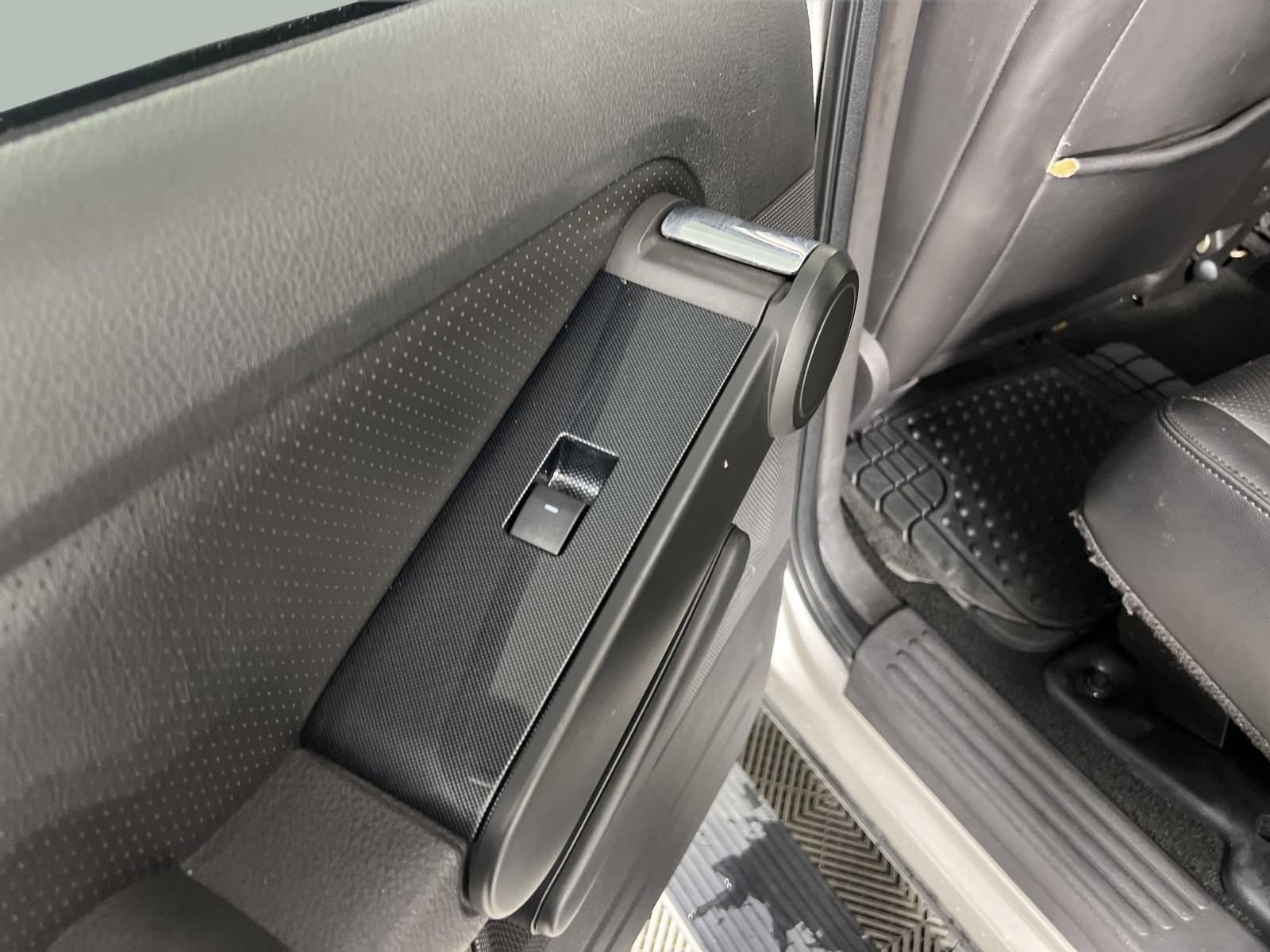 2007 Mercury Mountaineer Vehicle Photo in GEORGETOWN, TX 78626-7508