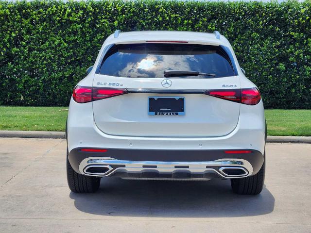 2025 Mercedes-Benz GLC Vehicle Photo in HOUSTON, TX 77079
