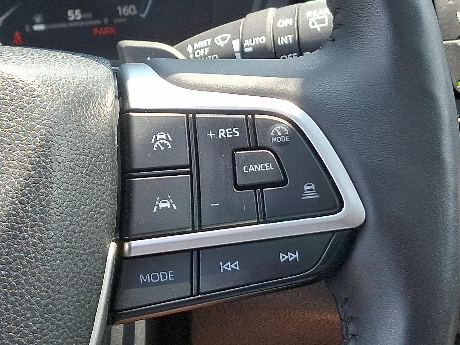 2024 Toyota Grand Highlander Vehicle Photo in Trevose, PA 19053