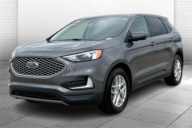 2024 Ford Edge Vehicle Photo in TOPEKA, KS 66609-0000