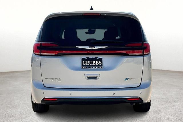 2024 Chrysler Pacifica Vehicle Photo in San Antonio, TX 78230