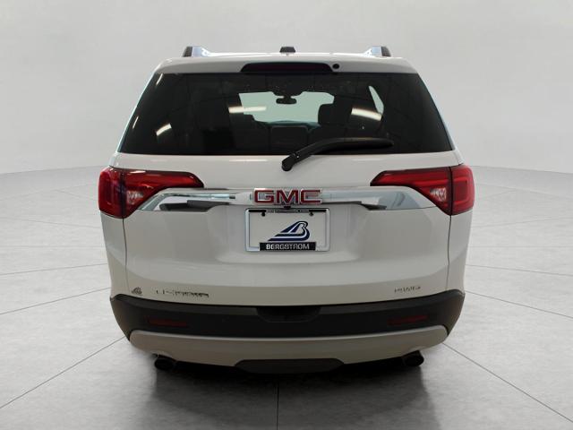 2017 GMC Acadia Vehicle Photo in Green Bay, WI 54304