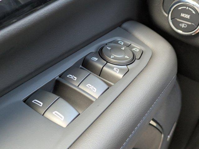 2025 Chevrolet Tahoe Vehicle Photo in BRUNSWICK, GA 31525-1881