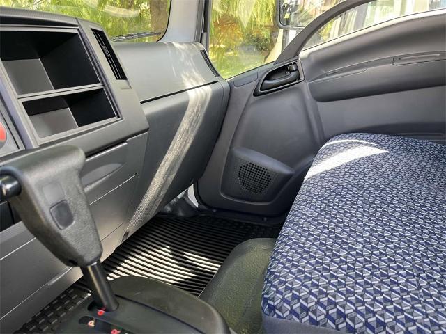 2025 Chevrolet Low Cab Forward 4500 Vehicle Photo in ALCOA, TN 37701-3235