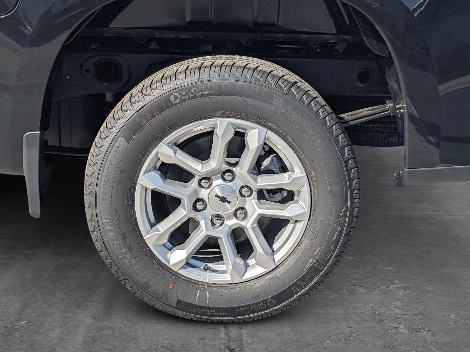 2025 Chevrolet Silverado 1500 Vehicle Photo in MIAMI, FL 33172-3015