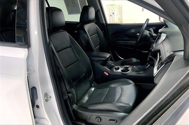 2023 GMC Terrain Vehicle Photo in TOPEKA, KS 66609-0000