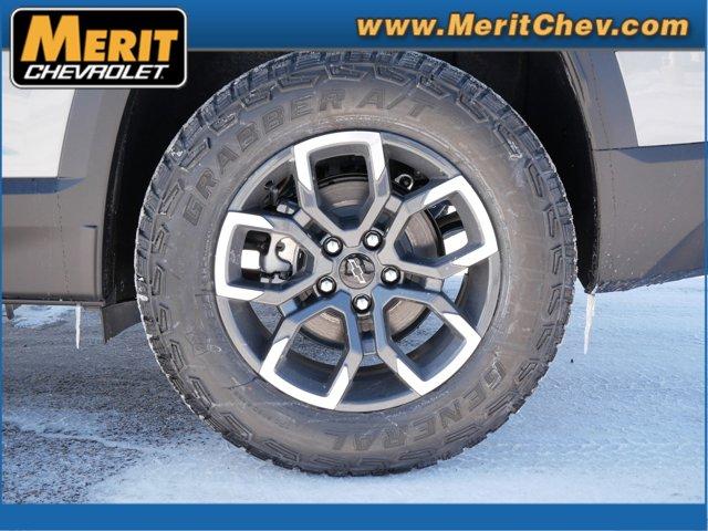 2025 Chevrolet Equinox Vehicle Photo in MAPLEWOOD, MN 55119-4794