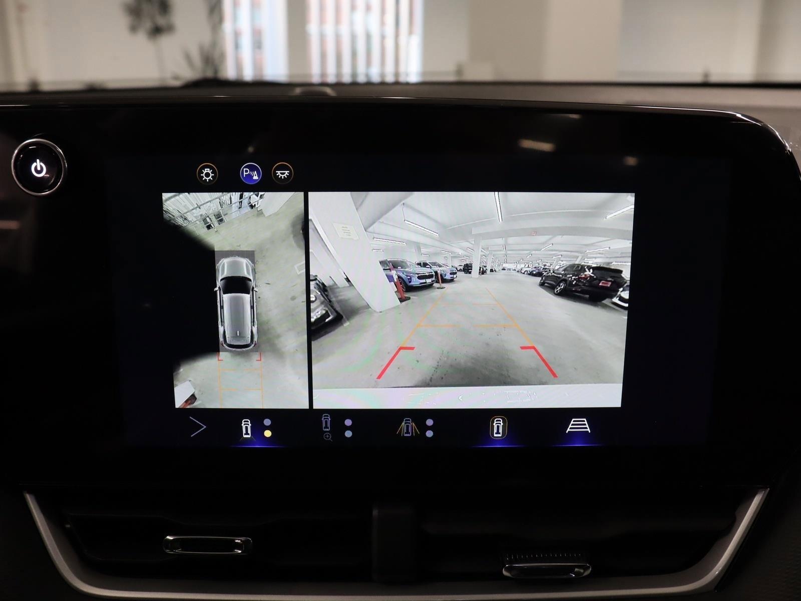2025 Chevrolet Equinox Vehicle Photo in LOS ANGELES, CA 90007-3794