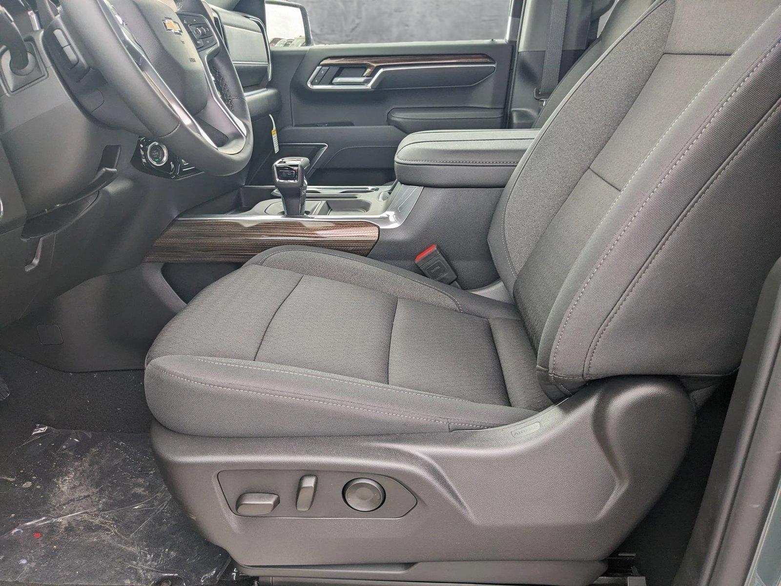 2025 Chevrolet Silverado 1500 Vehicle Photo in MIAMI, FL 33172-3015