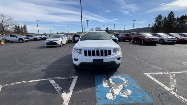2015 Jeep Grand Cherokee Vehicle Photo in TULLY, NY 13159-3159