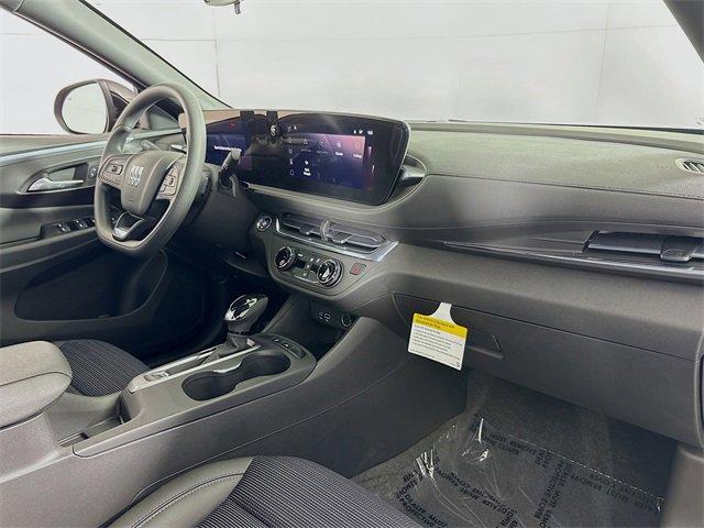 2025 Buick Envista Vehicle Photo in PUYALLUP, WA 98371-4149
