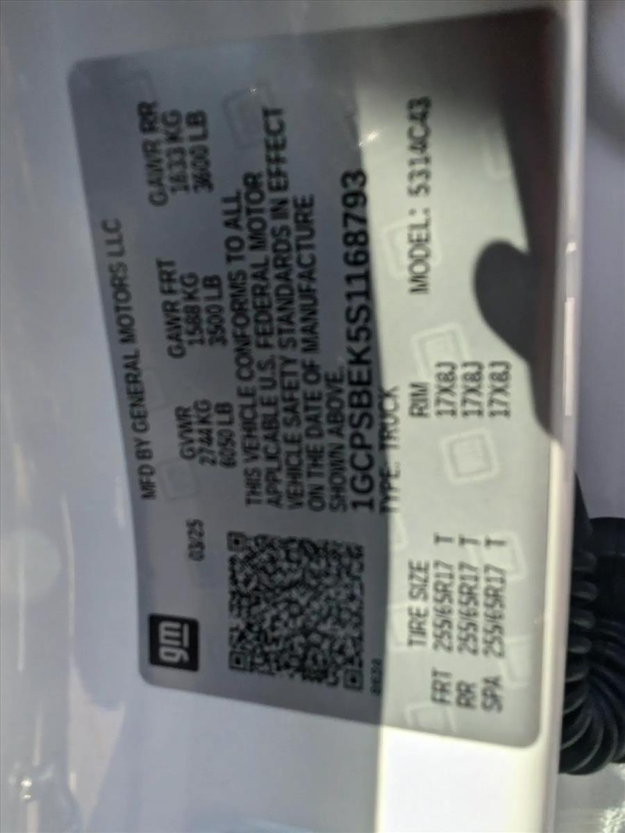 2025 Chevrolet Colorado Vehicle Photo in MIAMI, FL 33134-2699