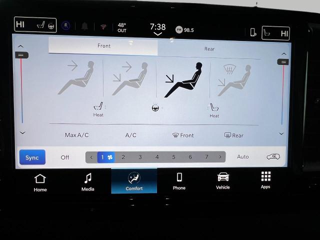 2025 Chrysler Voyager Vehicle Photo in Oshkosh, WI 54901