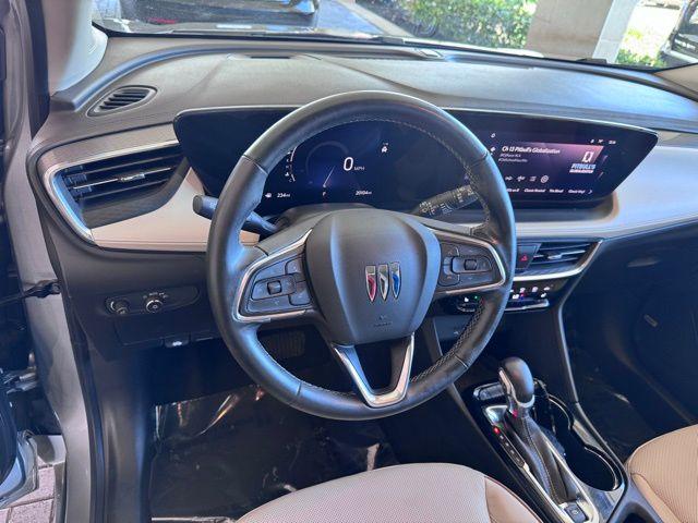 2024 Buick Encore GX Vehicle Photo in DELRAY BEACH, FL 33483-3294