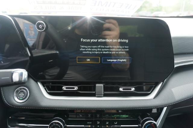 2025 Chevrolet Equinox Vehicle Photo in FAIRMONT, WV 26554-2318