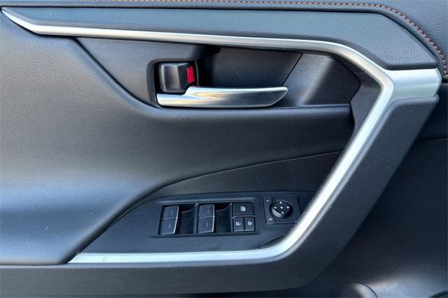 2023 Toyota RAV4 Vehicle Photo in ELK GROVE, CA 95757-8703