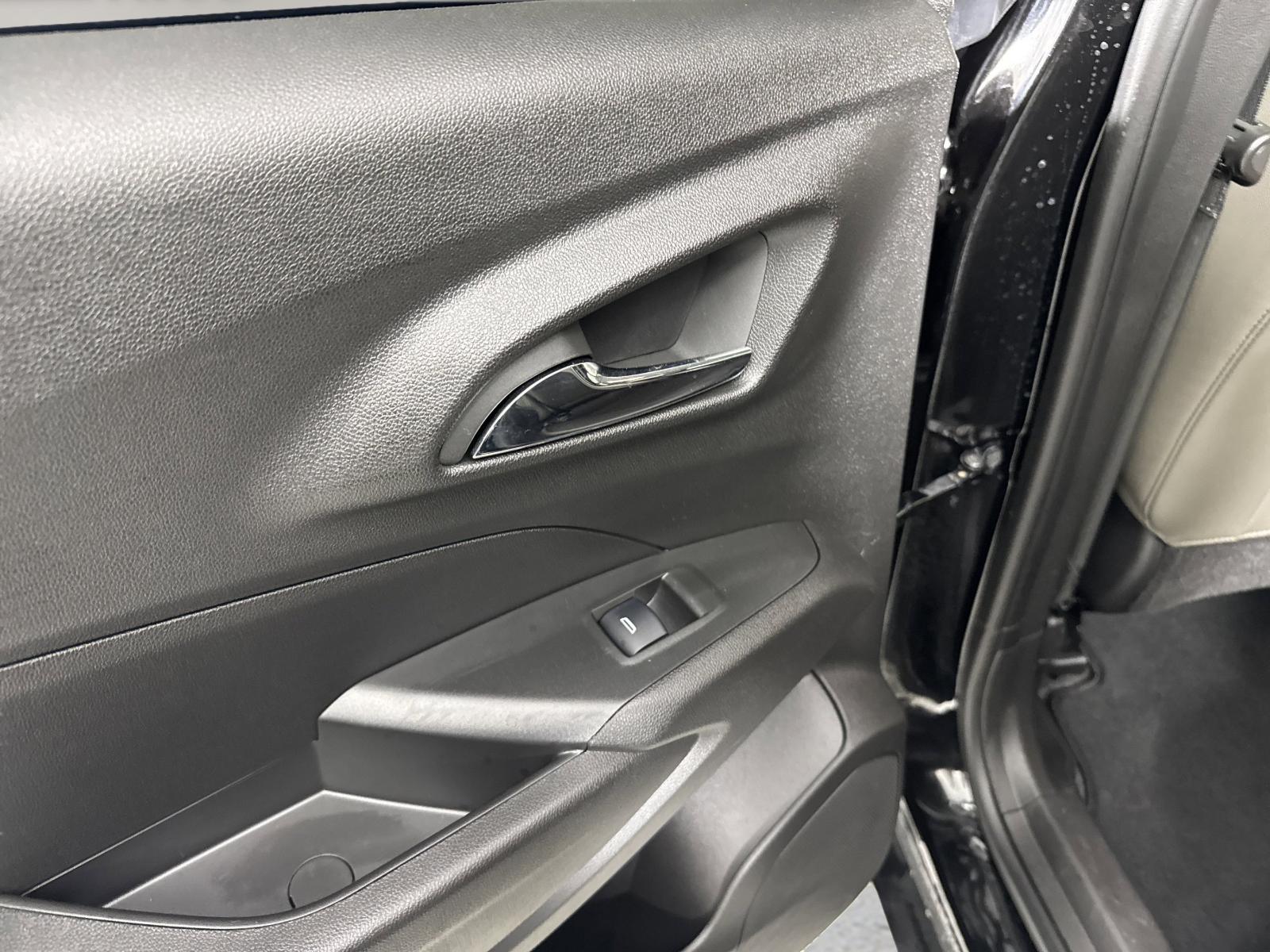 2025 Chevrolet Trax Vehicle Photo in GEORGETOWN, TX 78626-7508