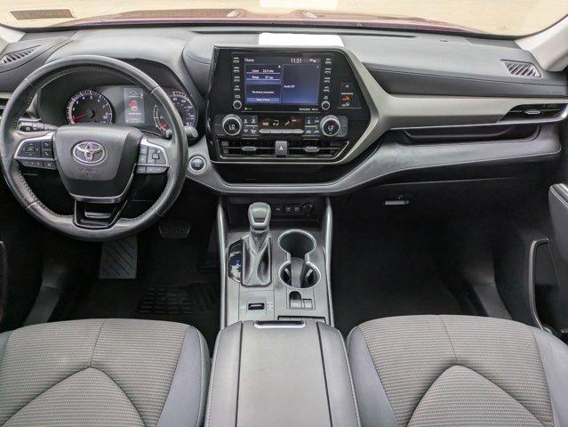 2021 Toyota Highlander Vehicle Photo in SELMA, TX 78154-1460