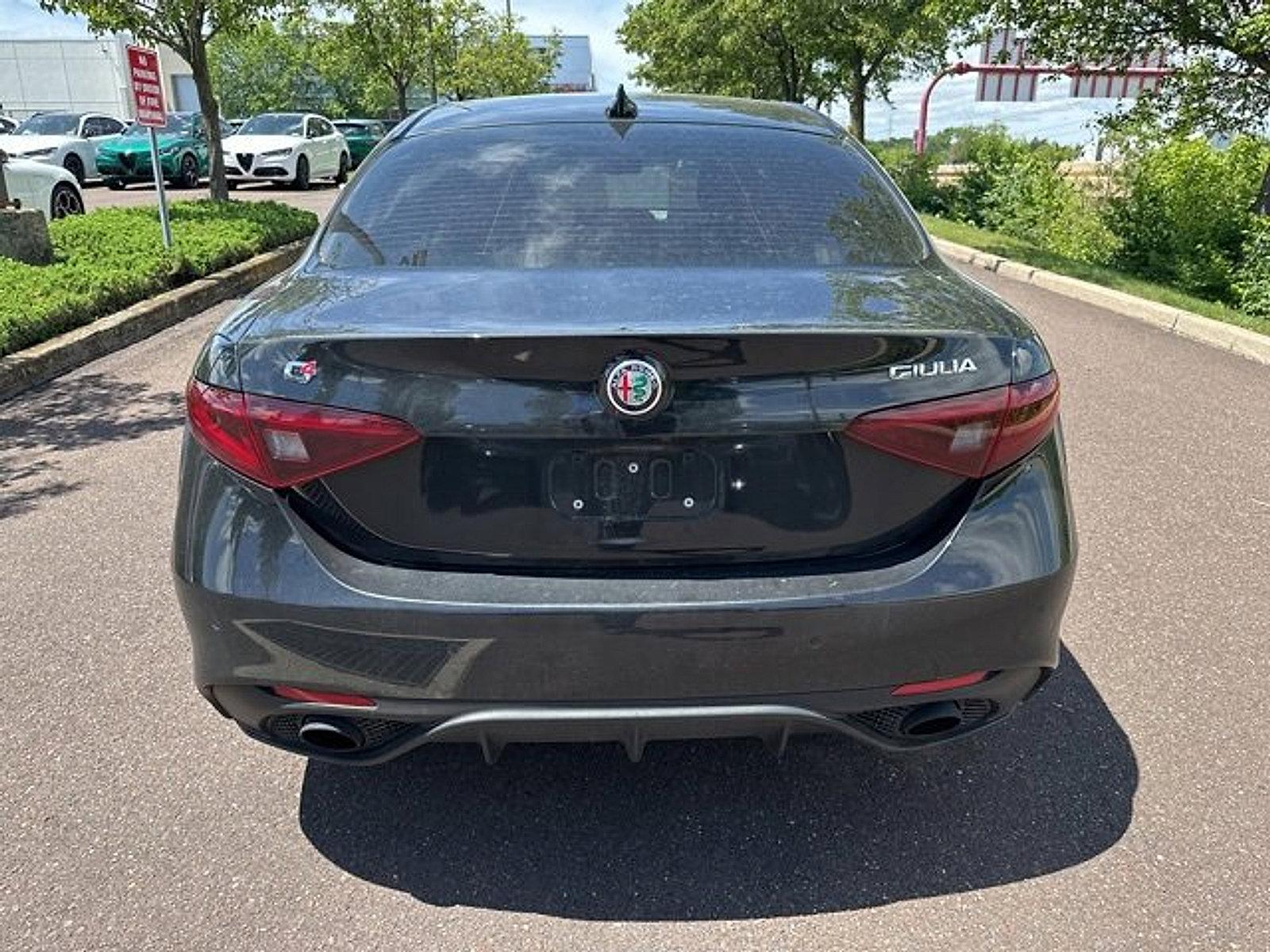 2022 Alfa Romeo Giulia Vehicle Photo in Willow Grove, PA 19090