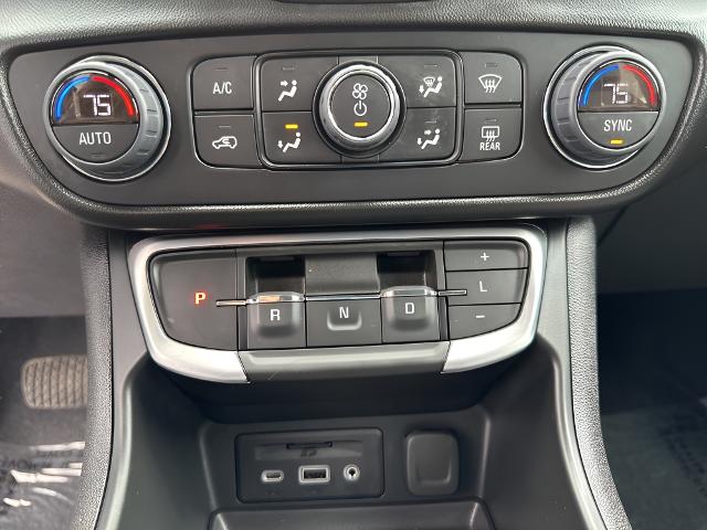 2022 GMC Terrain Vehicle Photo in MANITOWOC, WI 54220-5838
