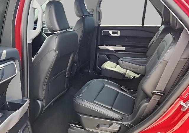 2023 Ford Explorer Vehicle Photo in Oshkosh, WI 54901