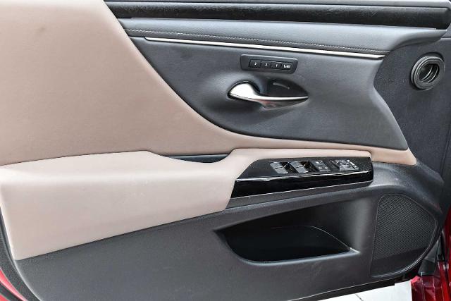 2023 Lexus ES 350 Vehicle Photo in DALLAS, TX 75235