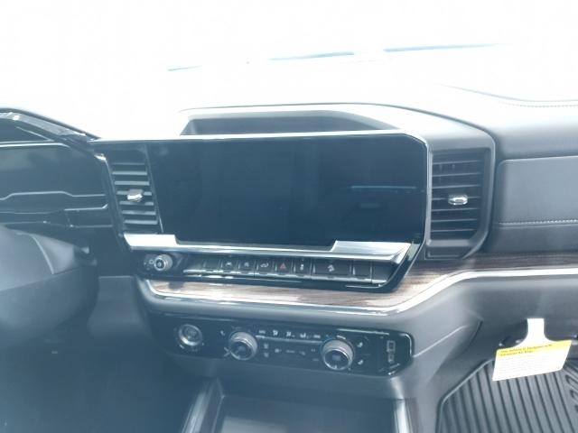 2022 Chevrolet Silverado 1500 Vehicle Photo in OSHKOSH, WI 54904-7811