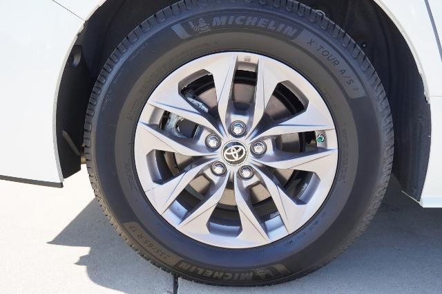 2021 Toyota Sienna Vehicle Photo in Riverdale, UT 84405