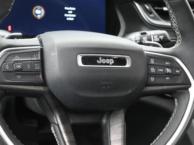 2023 Jeep Grand Cherokee L Vehicle Photo in Cedar Rapids, IA 52402