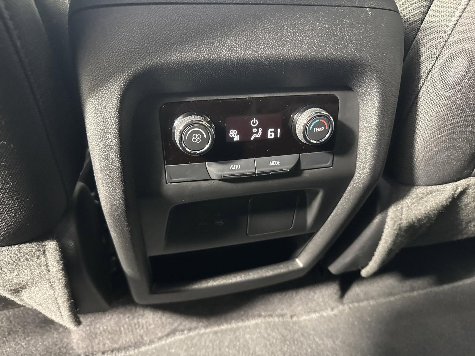 2024 Chevrolet Traverse Vehicle Photo in GEORGETOWN, TX 78626-7508