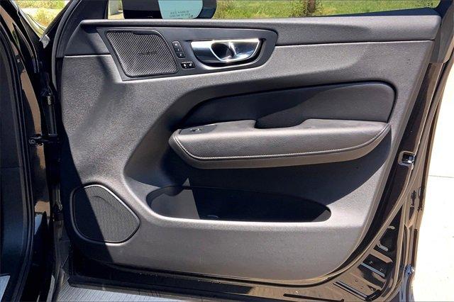2020 Volvo XC60 Vehicle Photo in TOPEKA, KS 66609-0000