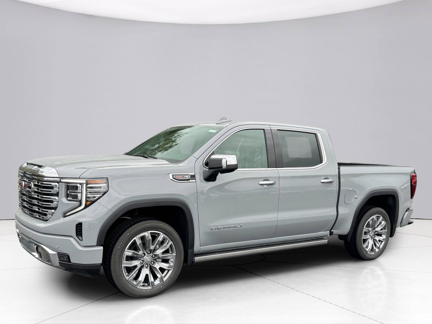 2025 GMC Sierra 1500 Vehicle Photo in LEOMINSTER, MA 01453-2952