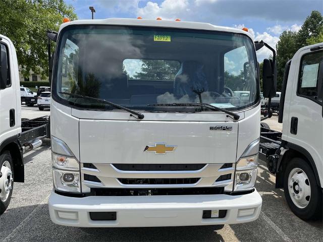 2025 Chevrolet Low Cab Forward 5500 XG Vehicle Photo in ALCOA, TN 37701-3235