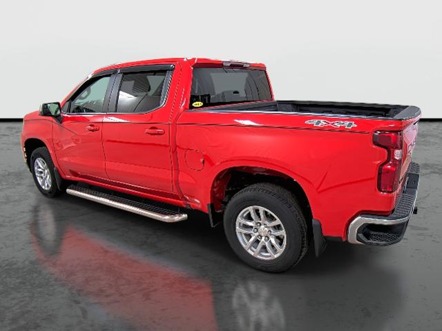 Used 2021 Chevrolet Silverado 1500 LT with VIN 1GCUYDED5MZ180770 for sale in Hannibal, MO