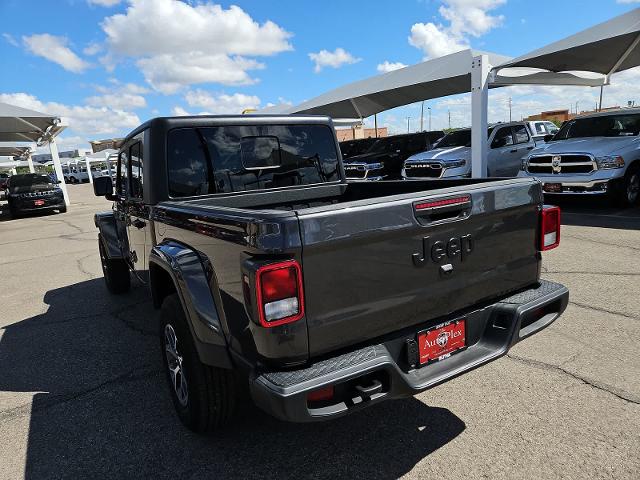 2024 Jeep Gladiator Vehicle Photo in San Angelo, TX 76901