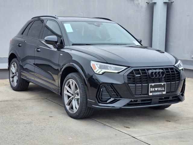 2025 Audi Q3 Vehicle Photo in SUGAR LAND, TX 77478