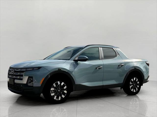 2025 Hyundai SANTA CRUZ Vehicle Photo in Green Bay, WI 54304