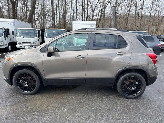 Certified 2022 Chevrolet Trax LT with VIN KL7CJPSM4NB525767 for sale in Mount Kisco, NY