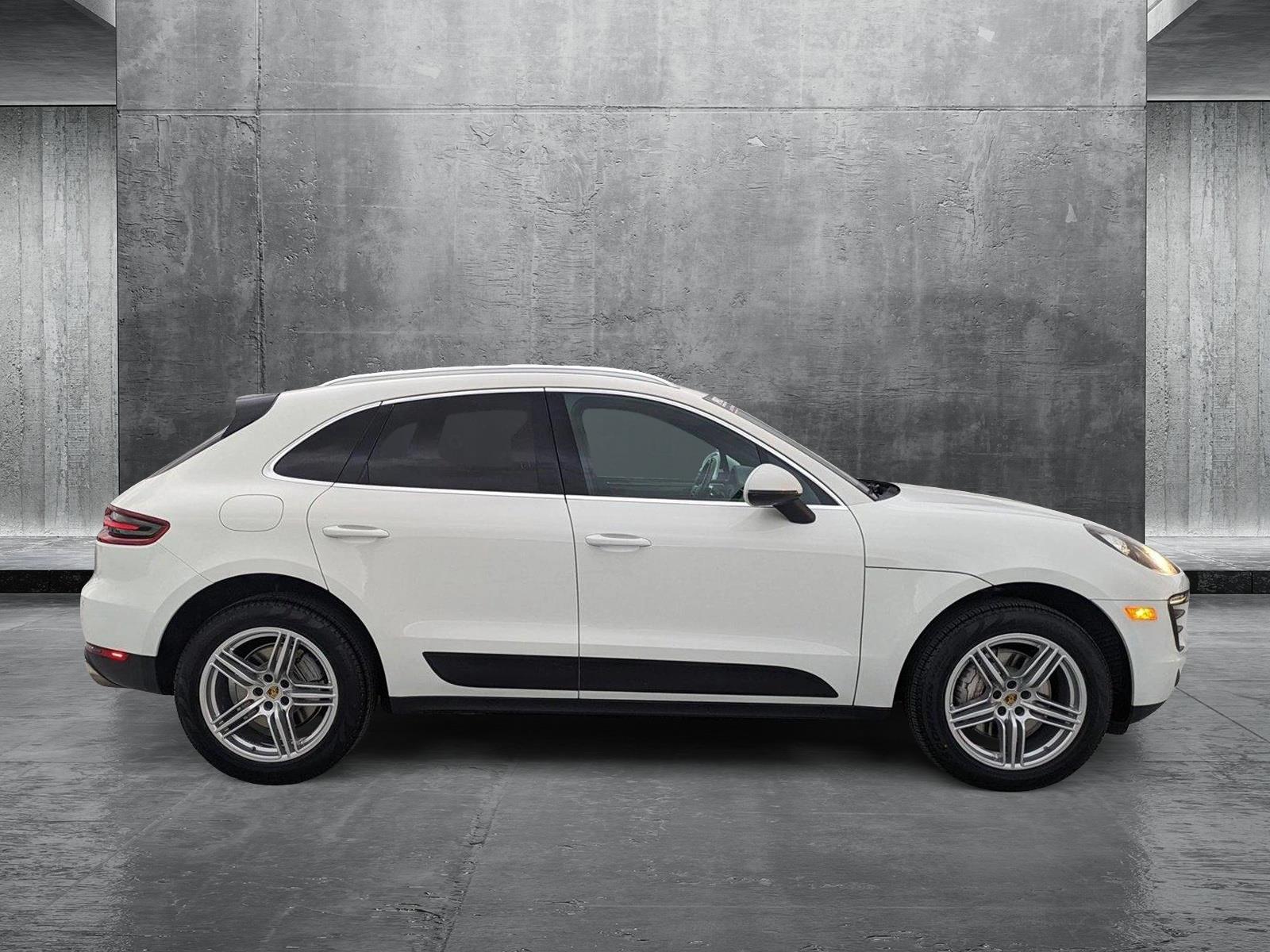 2015 Porsche Macan Vehicle Photo in WEST PALM BEACH, FL 33407-3296