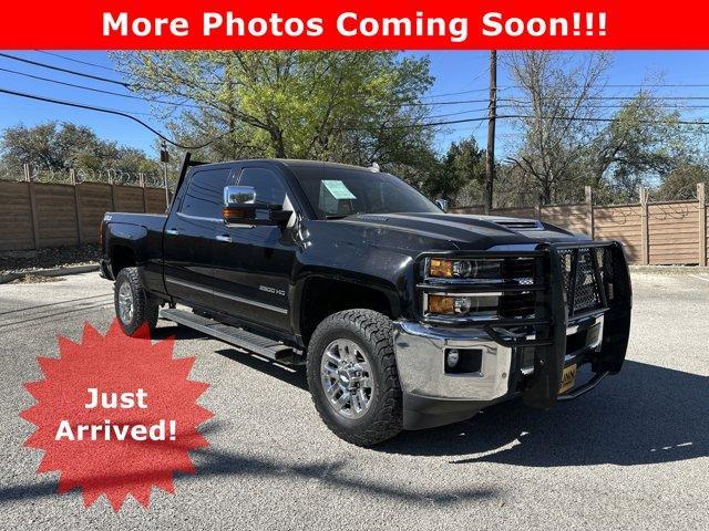 2017 Chevrolet Silverado 2500 HD Vehicle Photo in San Antonio, TX 78230