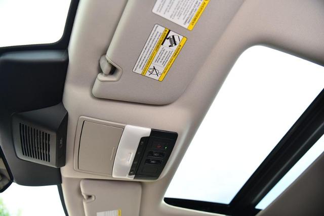 2025 Nissan Pathfinder Vehicle Photo in Ballwin, MO 63011
