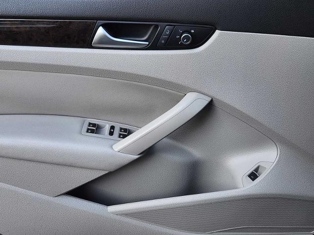 2015 Volkswagen Passat Vehicle Photo in MCKINNEY, TX 75070