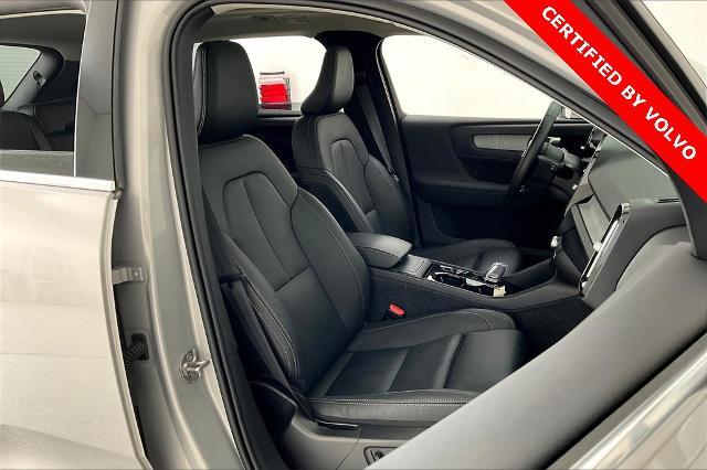 2025 Volvo XC40 Vehicle Photo in Grapevine, TX 76051