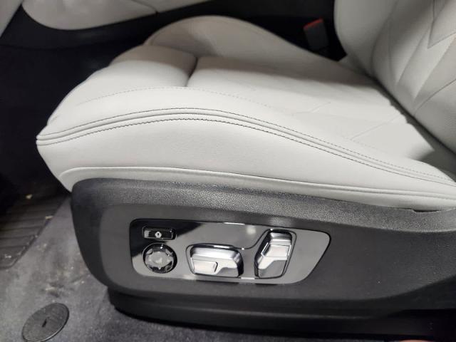 2025 BMW XM Vehicle Photo in GRAPEVINE, TX 76051