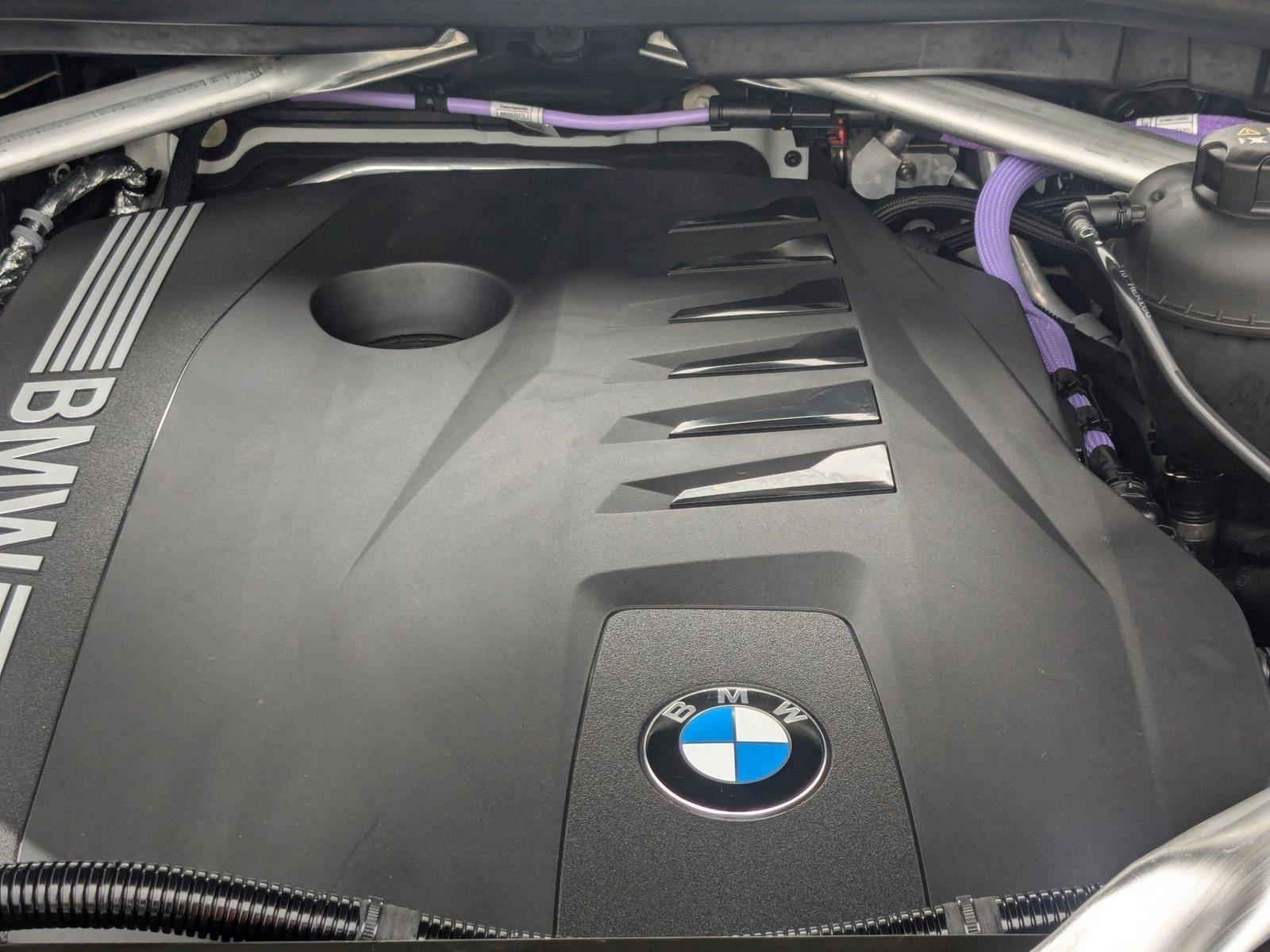 2025 BMW X5 sDrive40i Vehicle Photo in Valencia, CA 91355