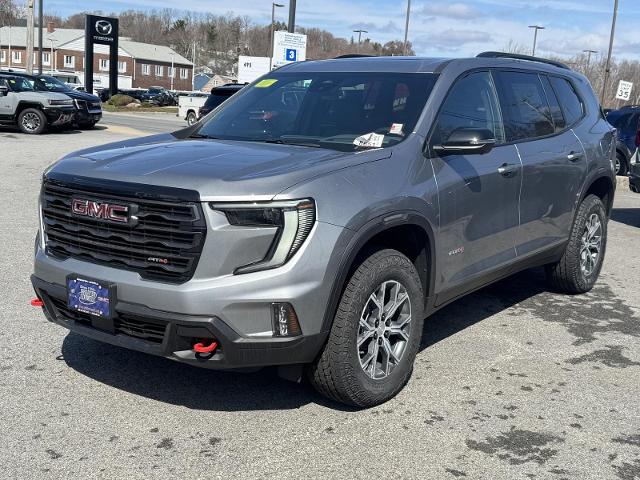 2025 GMC Acadia Vehicle Photo in LOWELL, MA 01852-4336