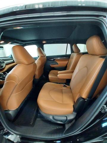 2023 Toyota Highlander Vehicle Photo in OSHKOSH, WI 54904-7811